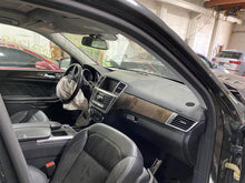 Load image into Gallery viewer, Air Bag Gl350 Gl450 Gl550 GL63 AMG 2013-2016 Left - 1370993
