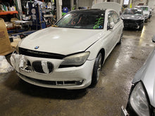 Load image into Gallery viewer, INTERIOR SUN VISORS 740i 740il 750 HYBRID 750i 750il 760li 07-15 Left - 1372140
