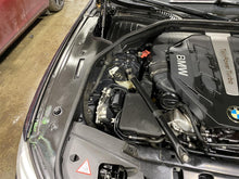 Load image into Gallery viewer, AC CONDENSER 750 HYBRID 750i 750il 760li Active 7 Alpina B7 09-17 - 1372871
