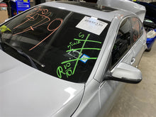 Load image into Gallery viewer, RADIO ANTENNA BMW 528D 528i 2015 15 - 1374195
