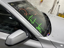 Load image into Gallery viewer, GLOVE BOX DOOR BMW 750i 750il 2012 12 - 1374423

