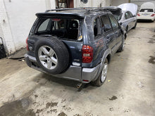 Load image into Gallery viewer, FRONT DOOR VENT GLASS Toyota Rav4 01 02 03 04 05 Right - 1374478

