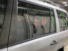 Load image into Gallery viewer, FRONT DOOR Honda Pilot 2006 06 2007 07 2008 08 Left - 1373992
