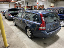 Load image into Gallery viewer, SPEEDOMETER CLUSTER Volvo S40 V40 V50 2004 04 05 06 07 - 1375516

