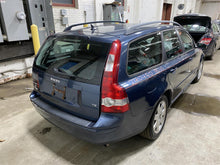 Load image into Gallery viewer, HEADLIGHT LAMP ASSEMBLY Volvo S40 V40 V50 04 05 06 07 Left - 1375470
