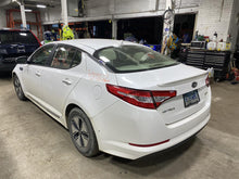 Load image into Gallery viewer, OUTER TAIL LIGHT LAMP Kia Optima 2011 11 2012 12 2013 13 Right - 1376288
