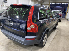 Load image into Gallery viewer, FRONT INTERIOR DOOR TRIM PANEL Volvo XC90 2006 06 - 1375748
