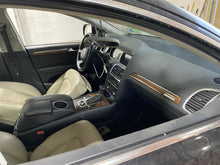 Load image into Gallery viewer, FRONT DOOR WINDOW REGULATOR POWER Audi Q7 13 14 15 Right - 1375860
