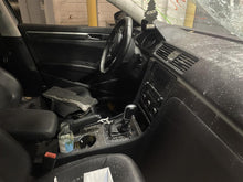 Load image into Gallery viewer, CONSOLE LID Volkswagen Passat 2018 18 - 1376041
