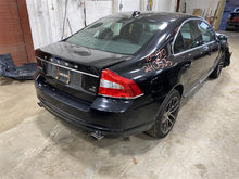 Load image into Gallery viewer, FRONT INTERIOR DOOR TRIM PANEL Volvo S80 2010 10 - 1376103
