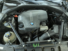 Load image into Gallery viewer, FRONT DOOR GLASS BMW 528i 535i 550i Active 5 M5 2011-2016 Right - 1376735
