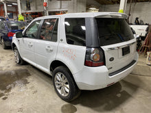 Load image into Gallery viewer, HEADLIGHT LAMP ASSEMBLY Land Rover LR2 13 14 15 Left - 1377296
