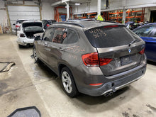 Load image into Gallery viewer, FRONT SPINDLE KNUCKLE BMW X1 2013 13 2014 14 2015 15 RWD Right - 1377403
