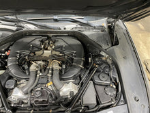 Load image into Gallery viewer, 2010 BMW 750 HYBRID 750i 750il 750LI Floor Shifter - 1378287
