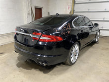 Load image into Gallery viewer, AIR INJECTION PUMP SMOG Jaguar S Type XF Xj XJ8 2000 00 01 02 03 04 05 06 - 12 - 1378535
