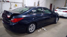 Load image into Gallery viewer, FUEL PUMP Sonata Optima 2011 11 2012 12 2013 13 2014 14 - 1379346

