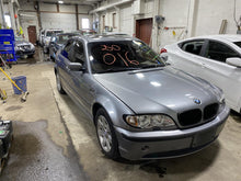 Load image into Gallery viewer, INTERIOR REAR VIEW MIRROR 325i 325xi 2005 05 - 1380623
