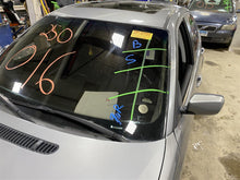 Load image into Gallery viewer, Fuel Pump BMW 325i 2002 02 2003 03 2004 04 2005 05 2006 06 - 1380555
