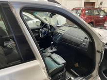 Load image into Gallery viewer, QUARTER GLASS BMW X3 2004 04 2005 05 2006 06 07 08 09 10 Right - 1380860
