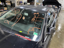 Load image into Gallery viewer, QUARTER GLASS Audi A6 S6 2005 05 2006 06 2007 07 2008 08 09 10 11 Right - 1381770
