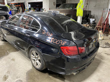 Load image into Gallery viewer, CENTER PILLAR CUT BMW 528i 535i 550i Active 5 M5 2011-2016 Left - 1382142
