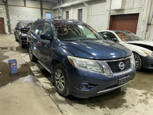 Load image into Gallery viewer, WINDSHIELD WASHER FLUID RESERVOIR BOTTLE JX35 QX60 Pathfinder 13-17 - 1382529
