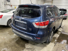 Load image into Gallery viewer, WINDSHIELD WASHER FLUID RESERVOIR BOTTLE JX35 QX60 Pathfinder 13-17 - 1382529
