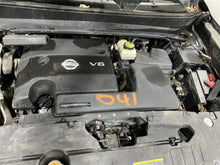 Load image into Gallery viewer, FRONT DRIVER SEAT BELT &amp; RETRACTOR ONLY Pathfinder 2013 13 - 1382580
