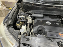 Load image into Gallery viewer, REAR QUARTER GLASS Nissan Pathfinder 13 14 15 16 17 Left - 1382553
