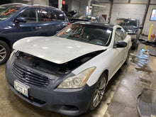 Load image into Gallery viewer, CROSSMEMBER / K-FRAME Infiniti G25 G35 G37 Q60 2007-2015  Front - 1382627
