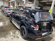 Load image into Gallery viewer, Console Mercedes-Benz ML350 2011 11 - 1385031
