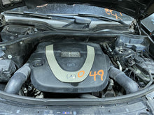 Load image into Gallery viewer, FRONT DRIVER SEAT BELT &amp; RETRACTOR ONLY ML320 ML350 ML450 10-11 - 1385026
