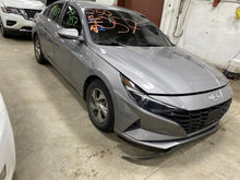 Load image into Gallery viewer, Trunk Lid Hyundai Elantra 2021 - 1384650
