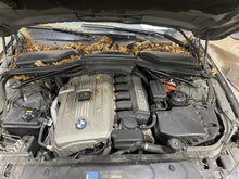 Load image into Gallery viewer, SPEEDOMETER CLUSTER BMW 530i 525i 2006 06 2007 07 - 1383457
