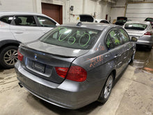 Load image into Gallery viewer, Fog Light BMW 328i 335i 323i 2009 09 2010 10 2011 11 2012 12 Left - 1385695
