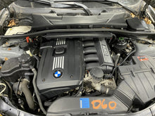 Load image into Gallery viewer, OUTER TAIL LIGHT LAMP BMW 323i 328i 335i M3 09 10 11 Left - 1385710
