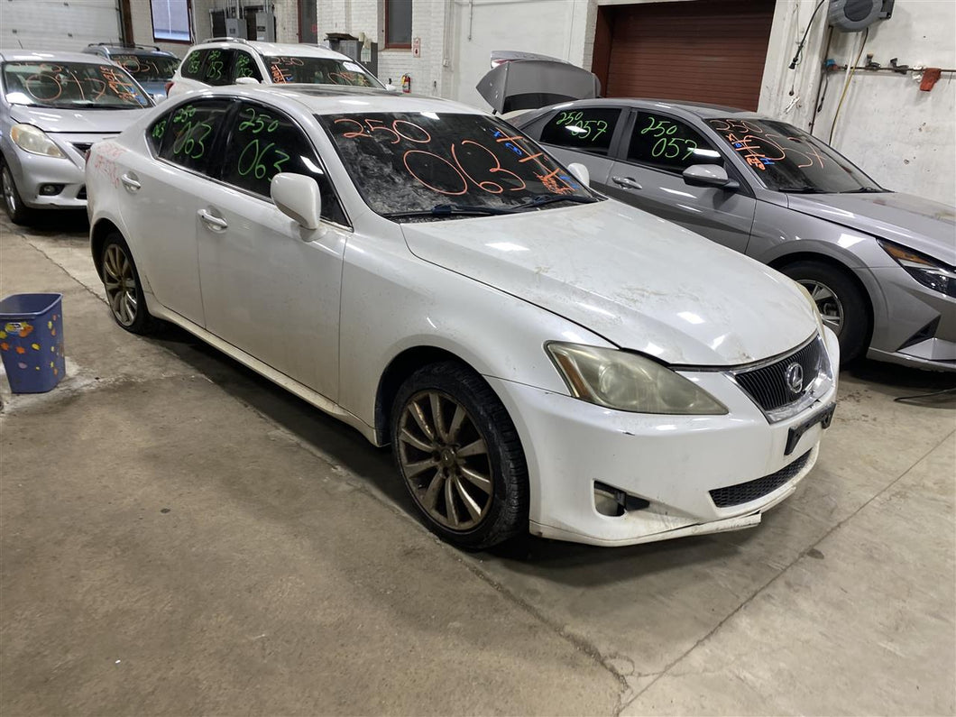 FRONT FENDER Lexus IS250 IS350 06 07 08 09 10 11 12 13 Right - 1384887