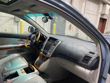 Load image into Gallery viewer, INDEPENDENT REAR SUSPENSION Lexus RX330 RX350 2004 04 2005 05 2006 06 07 Right - 1386972
