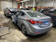 Load image into Gallery viewer, FRONT DOOR GLASS Hyundai Elantra 11 12 13 14 15 16 Right - 1387034
