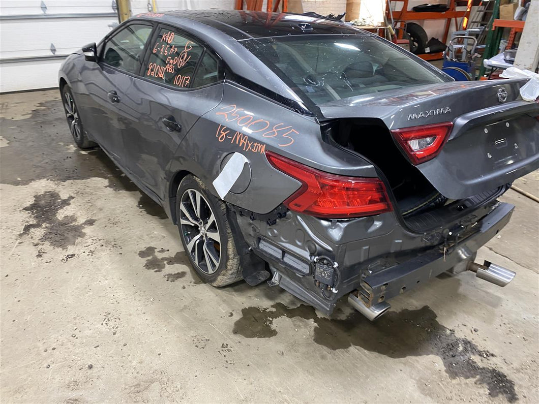 Alternator Nissan Maxima 2018 - 1387361