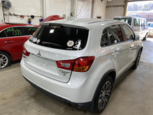 Load image into Gallery viewer, Front Door Mitsubishi Outlander Sport 2017 - 1388248
