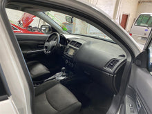 Load image into Gallery viewer, Front Door Mitsubishi Outlander Sport 2017 - 1388248
