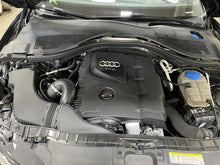 Load image into Gallery viewer, RADIO RECEIVER A4 A5 A6 Q3 Q5 Q7 RS5 S5 S6 Touareg 2009-2017 - 1388498
