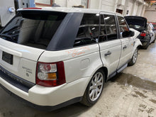 Load image into Gallery viewer, Fuel Pump Land Rover LR3 Range Rover Sport 2005 05 2006 06 2007 07 2008 08 09 - 1388613
