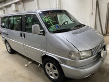 Load image into Gallery viewer, Mass Air Flow Sensor Meter MAF Eurovan Golf Golf Cabriolet Golf GTI 99-07 - 1388092
