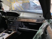 Load image into Gallery viewer, FRONT FENDER E250D E300 E350 E400 E550 E63 2010-2015 Left - 1390226
