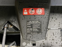 Load image into Gallery viewer, TRUNK LID E250D E300 E350 E400 E550 E63 10 11 12 13 14 15 - 1390236

