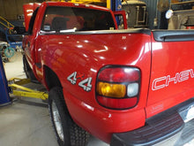 Load image into Gallery viewer, Tail Lamp Light  SILVERADO 1500 PICKUP 2004 - MRK462505
