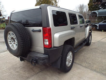 Load image into Gallery viewer, FRONT CV AXLE SHAFT Hummer H3 06 07 08 09 10 - MRK462863
