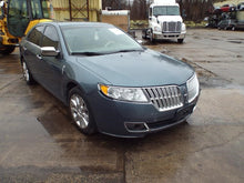 Load image into Gallery viewer, Info-Gps Screen Lincoln MKZ 2012 - MRK464382
